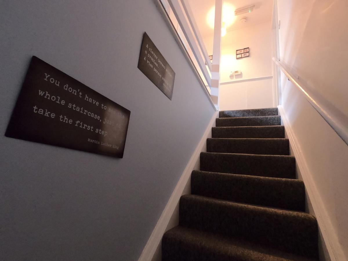Hampton House Otel Northampton Dış mekan fotoğraf